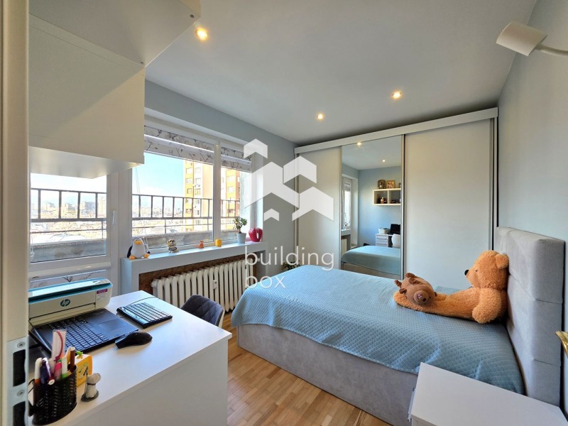 Продава 3-СТАЕН, гр. София, Хиподрума