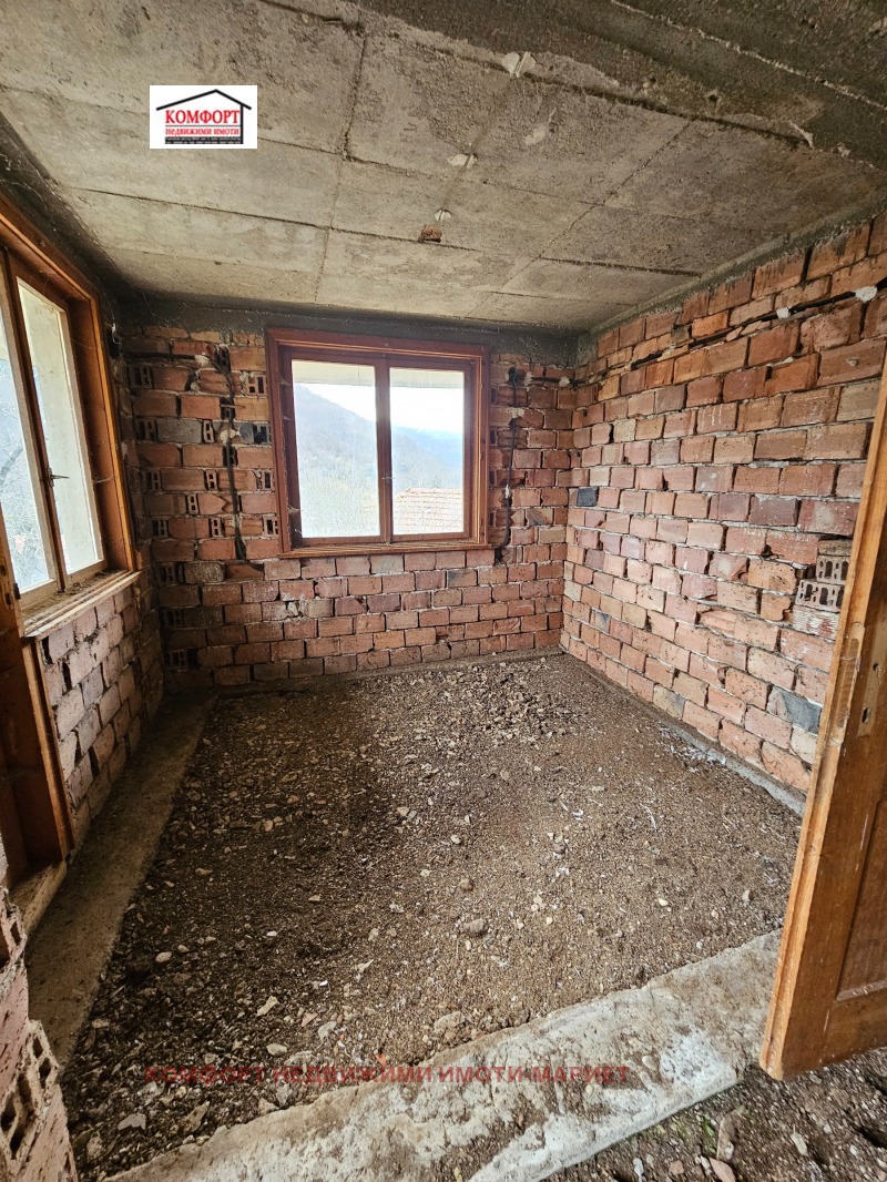 Till salu  Hus region Lovech , Sjipkovo , 210 kvm | 98882705 - bild [16]