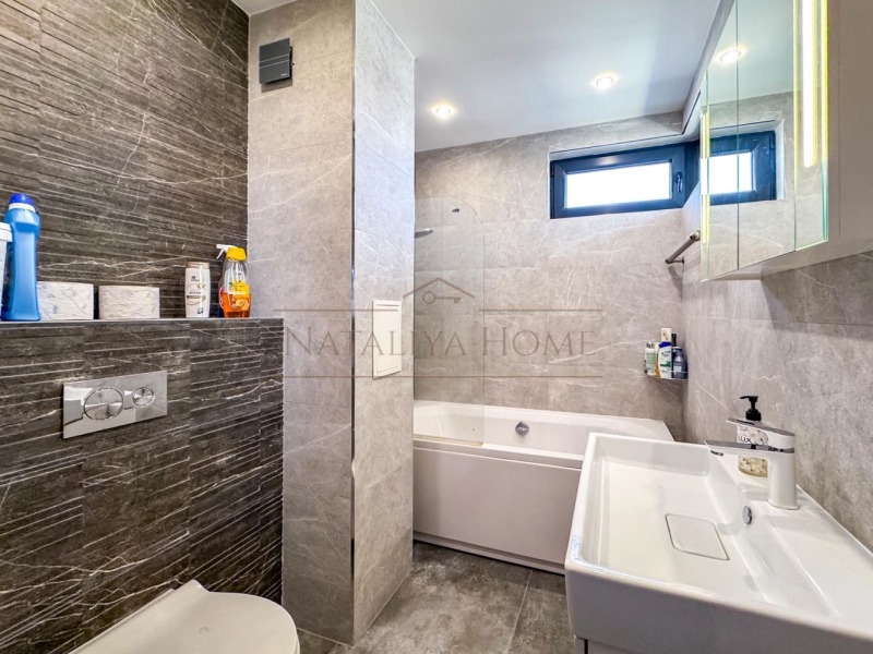 Продава КЪЩА, гр. Бургас, Сарафово, снимка 11 - Къщи - 52332730