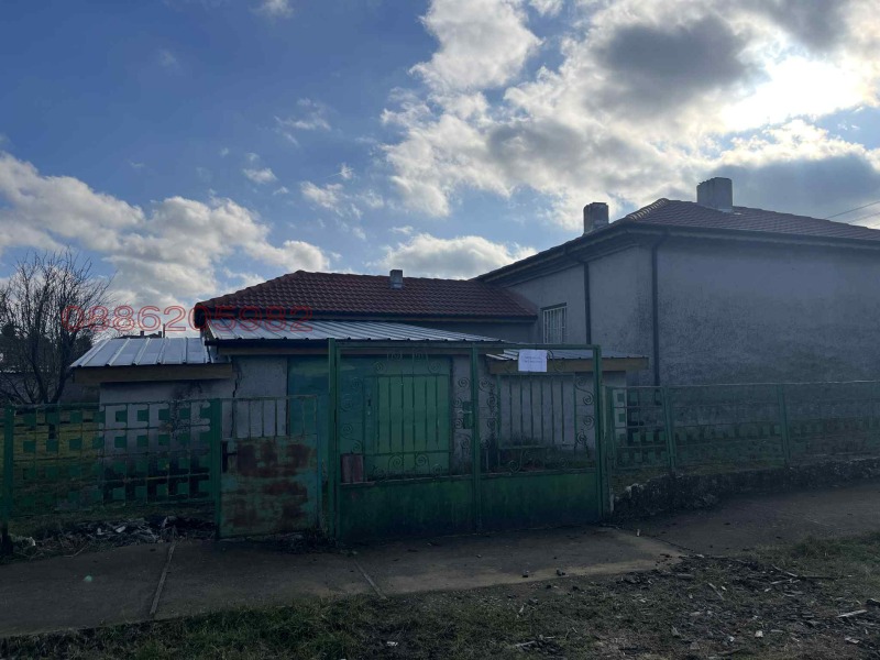 Продава КЪЩА, с. Стефаново, област Добрич, снимка 4 - Къщи - 53259187