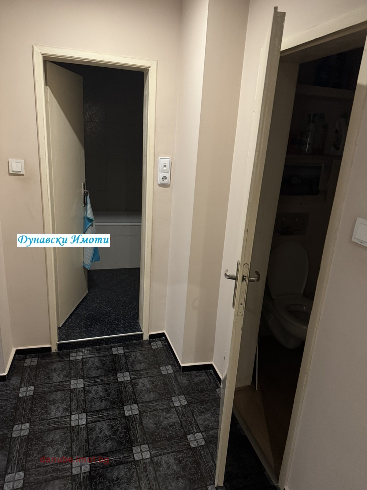 Продава 2-СТАЕН, гр. Русе, Център, снимка 12 - Апартаменти - 54702124