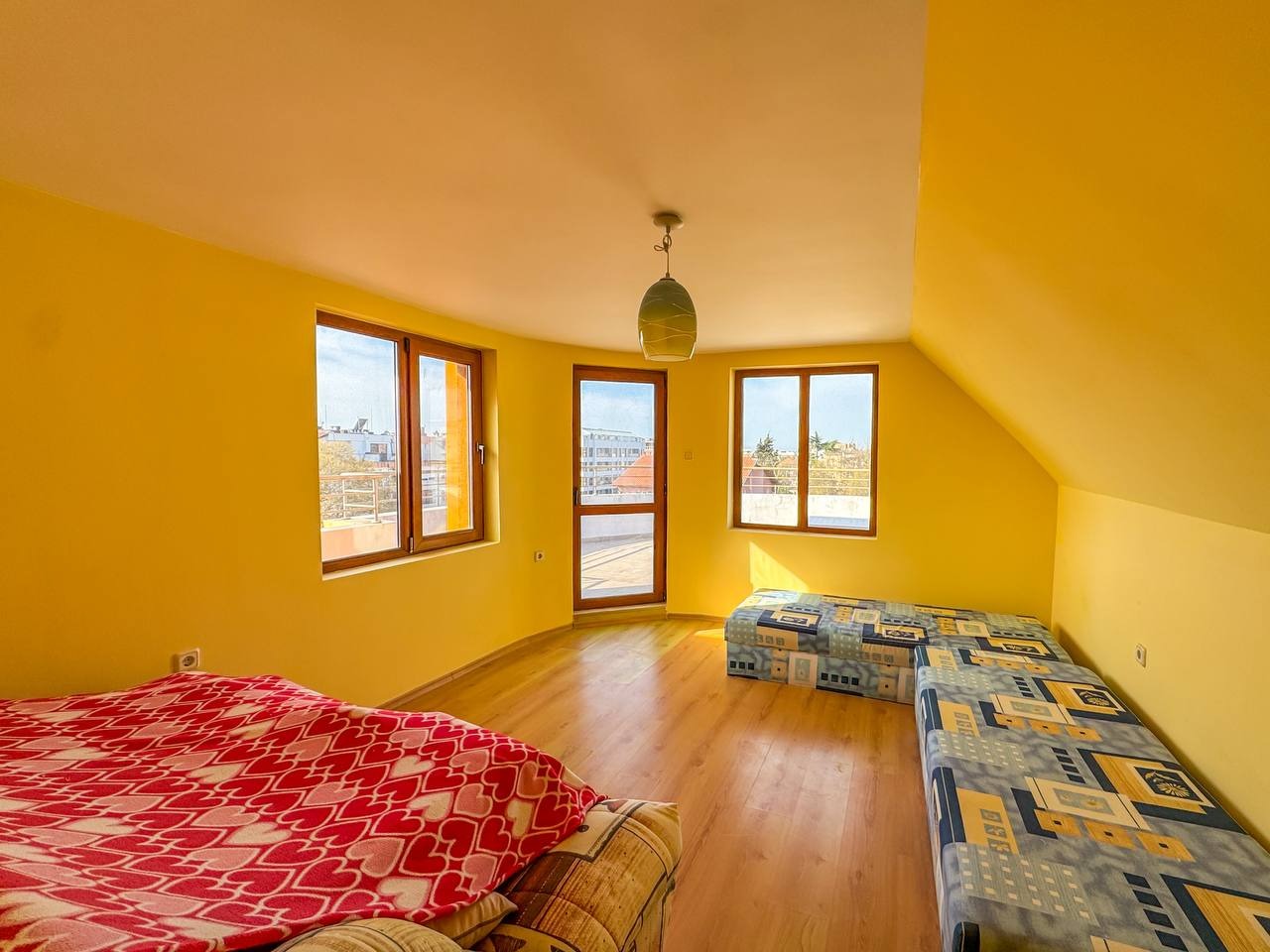 Продава 3-СТАЕН, гр. Бургас, Сарафово, снимка 6 - Апартаменти - 54265169