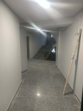 Продава 3-СТАЕН, гр. Варна, Базар Левски, снимка 2