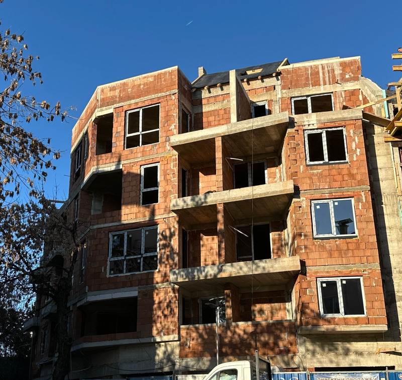 Продава  2-стаен град Пловдив , Кършияка , 66 кв.м | 89661571