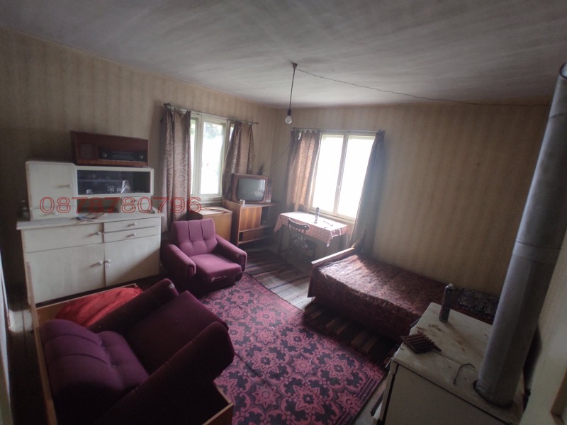 Продава КЪЩА, с. Крайници, област Кюстендил, снимка 13 - Къщи - 52783791