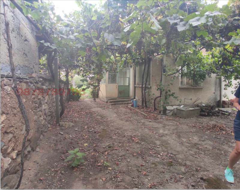 Продава КЪЩА, с. Крайници, област Кюстендил, снимка 15 - Къщи - 52783791