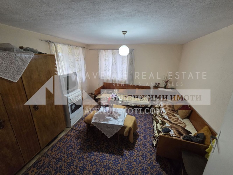 Продава КЪЩА, с. Кадиево, област Пловдив, снимка 9 - Къщи - 52370941