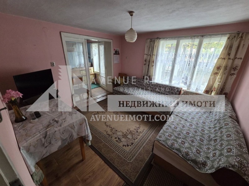 Продава КЪЩА, с. Кадиево, област Пловдив, снимка 8 - Къщи - 52370941