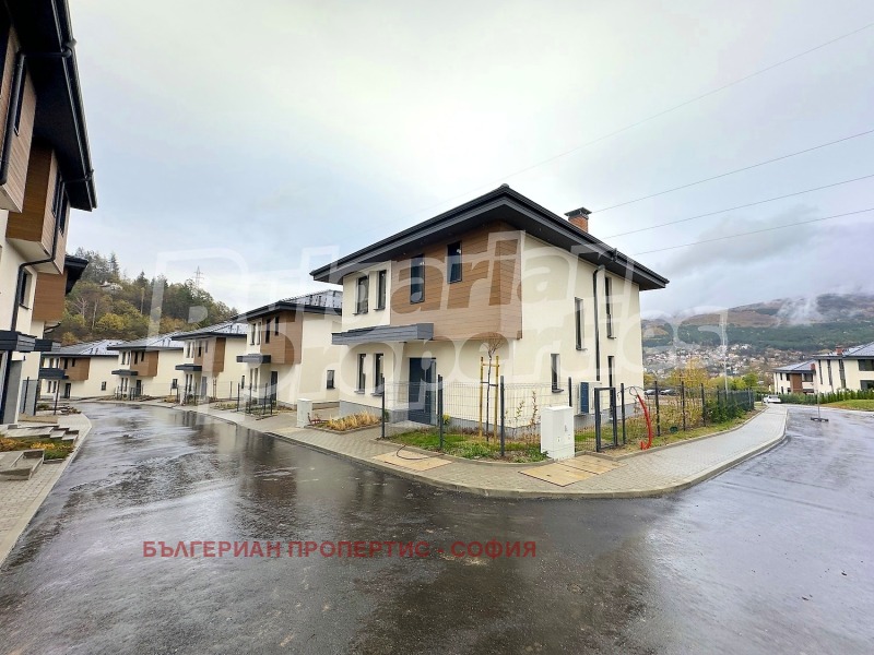 Продава КЪЩА, гр. София, с. Владая, снимка 15 - Къщи - 53244647