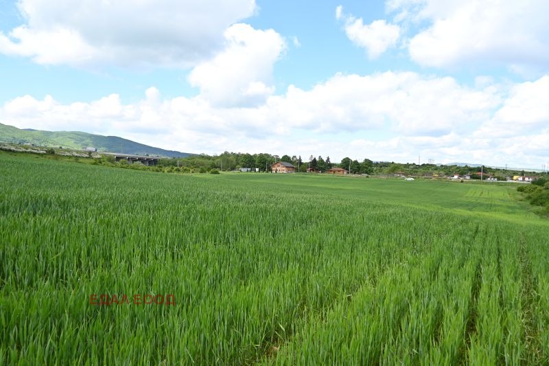 Продава ПАРЦЕЛ, гр. София, с. Иваняне, снимка 9 - Парцели - 53027228