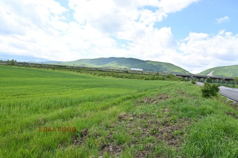 Продава ПАРЦЕЛ, гр. София, с. Иваняне, снимка 5 - Парцели - 53027228