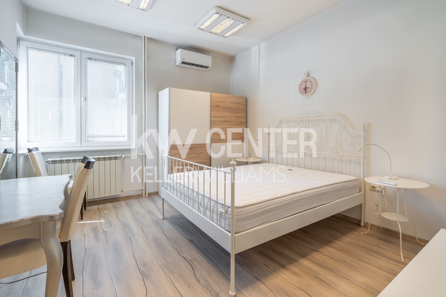 Продава 3-СТАЕН, гр. София, Център, снимка 5 - Апартаменти - 56293026