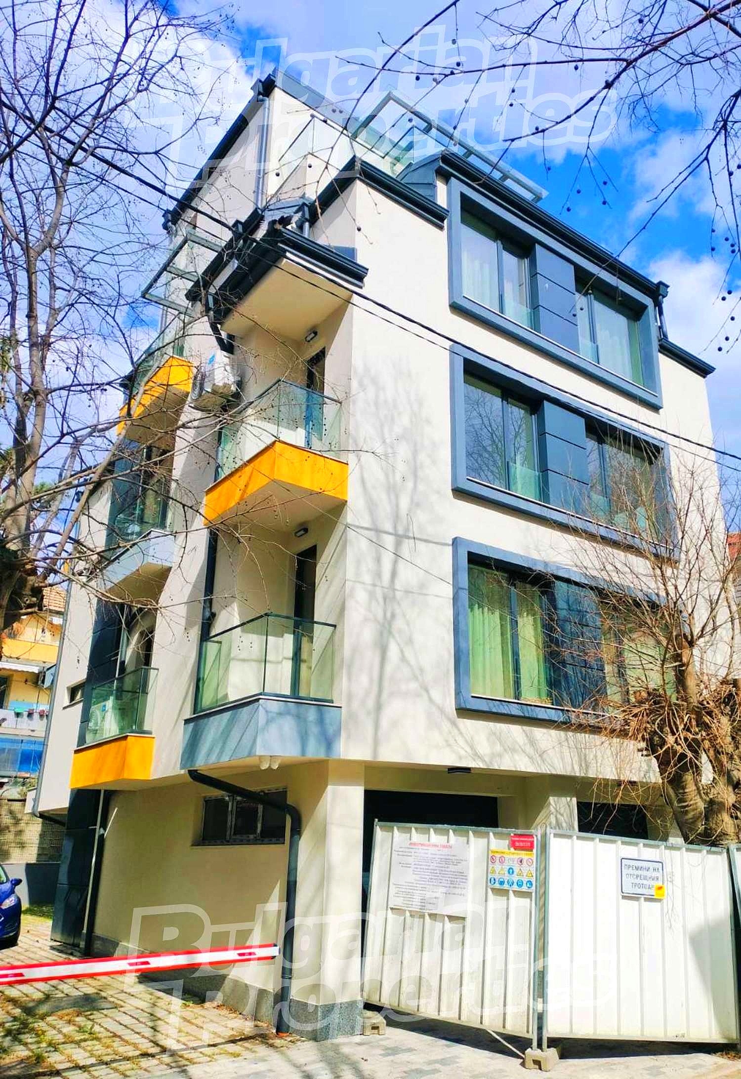 Продава МЕЗОНЕТ, гр. Варна, Левски 1, снимка 2 - Апартаменти - 51452056