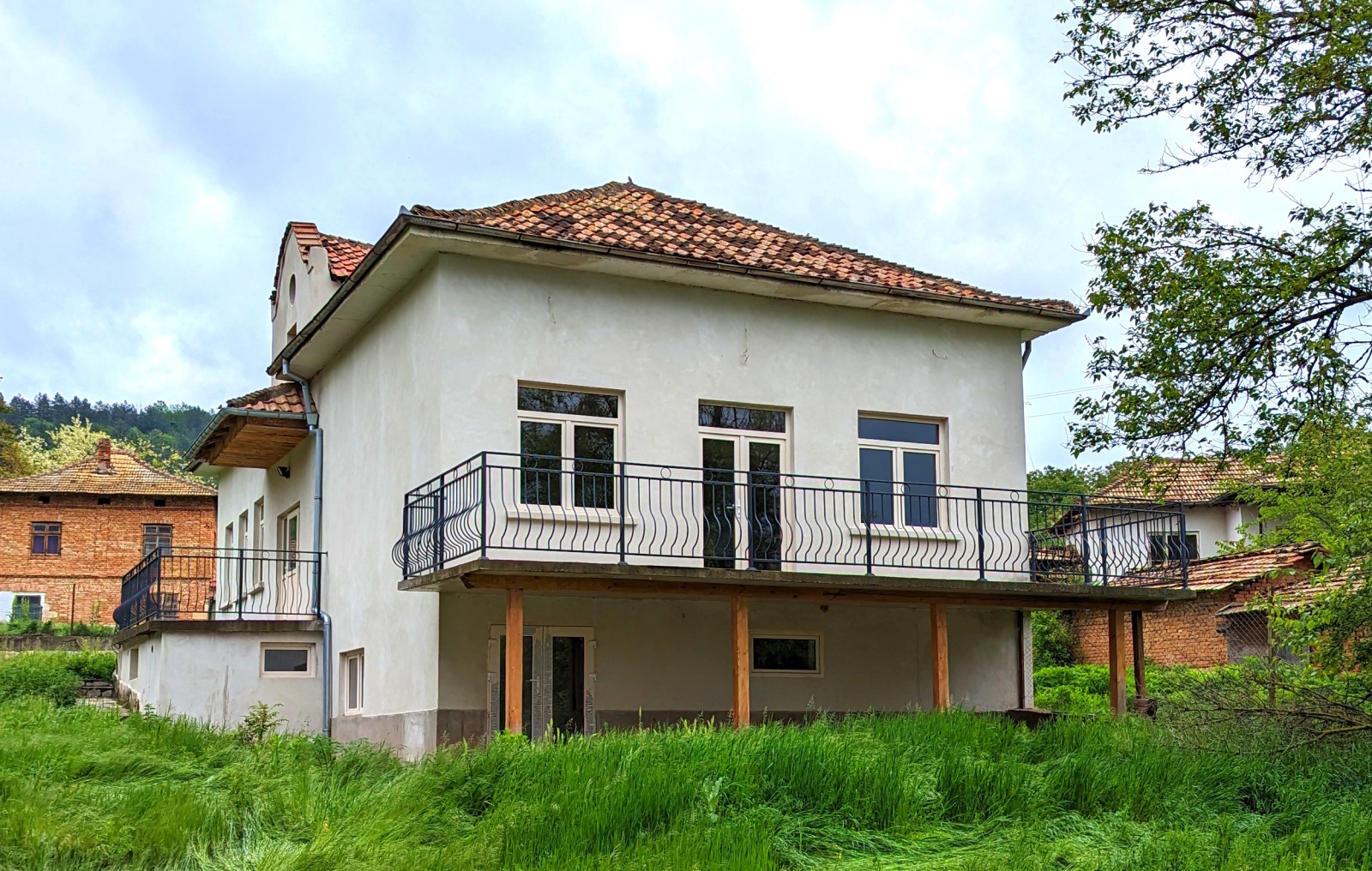 Продава КЪЩА, с. Костанденец, област Разград, снимка 2 - Къщи - 54020237