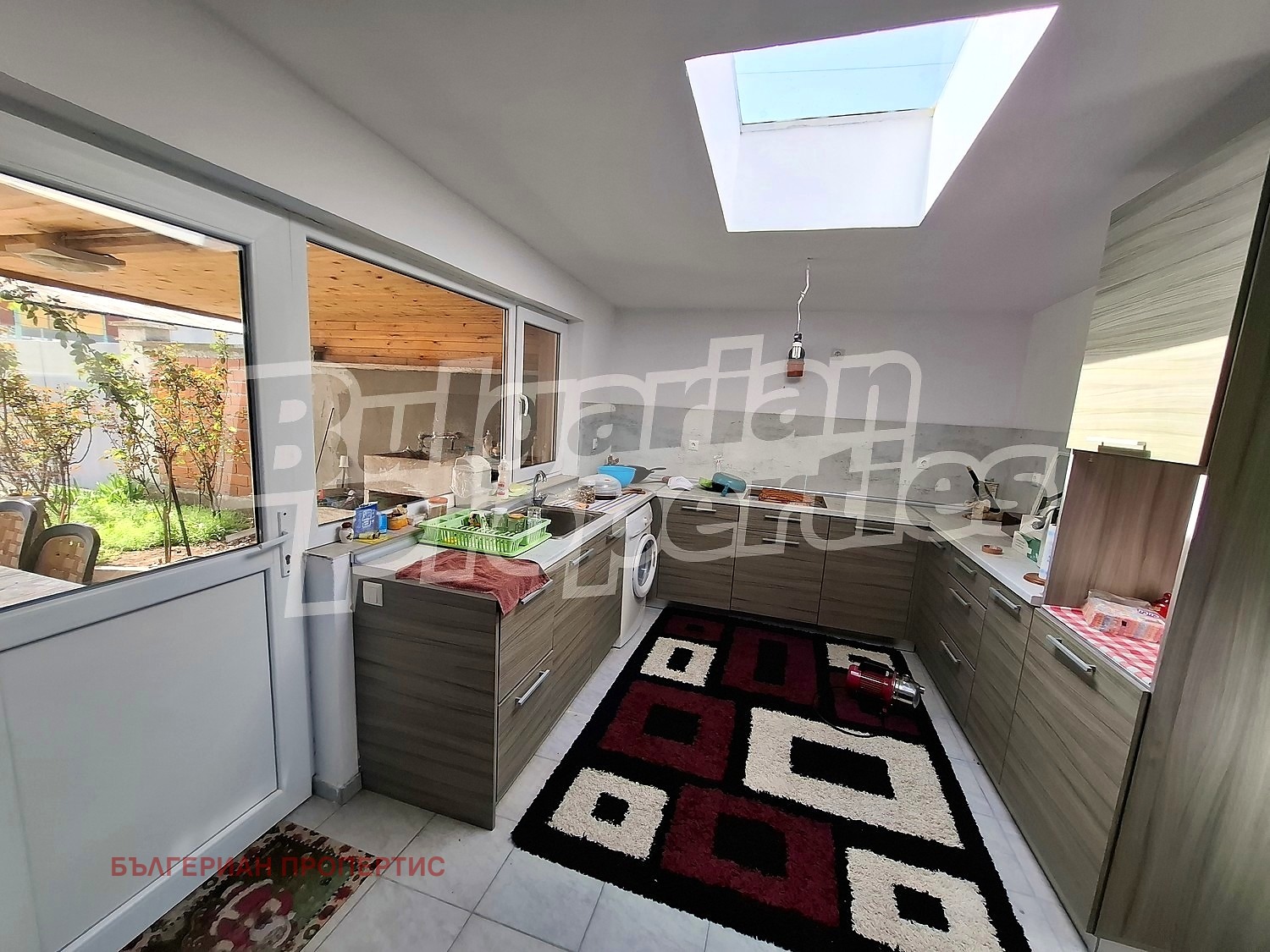 Продава КЪЩА, с. Черни връх, област Бургас, снимка 10 - Къщи - 54004277