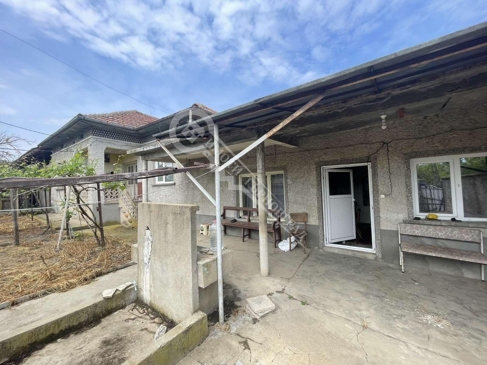 Продава КЪЩА, с. Страхилово, област Велико Търново, снимка 2 - Къщи - 54626167