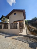 Продава КЪЩА, с. Ноевци, област Перник, снимка 2
