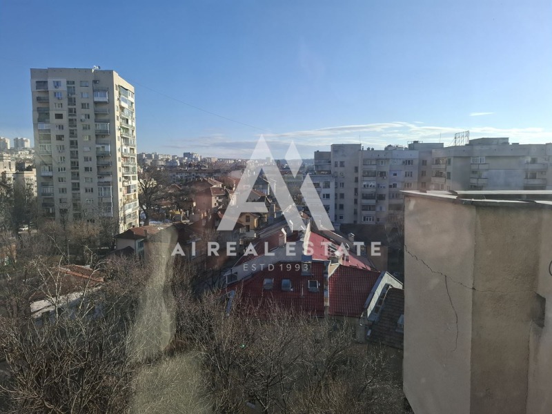 Продава 2-СТАЕН, гр. Плевен, Идеален център, снимка 10 - Апартаменти - 53591571