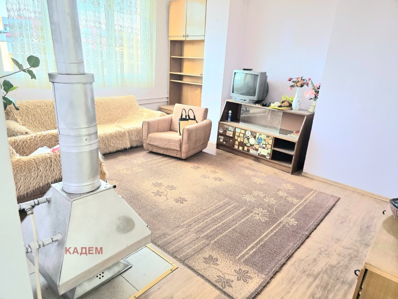 Продава 3-СТАЕН, гр. Кюстендил, Запад, снимка 9 - Апартаменти - 51461939