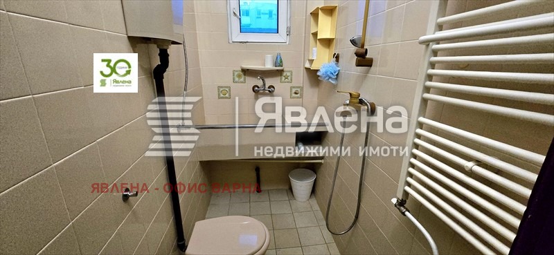 Продава МНОГОСТАЕН, гр. Варна, Лятно кино Тракия, снимка 11 - Апартаменти - 53880649