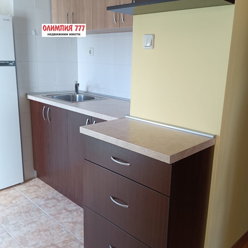 Na sprzedaż  Domek Plewen , Idealen centar , 100 mkw | 37832620 - obraz [4]
