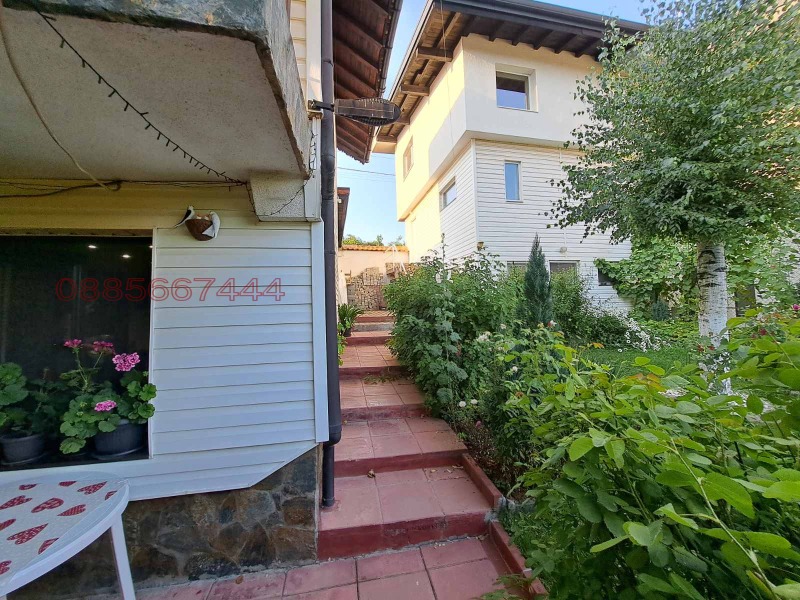 Продава КЪЩА, с. Големо Бучино, област Перник, снимка 6 - Къщи - 52785075