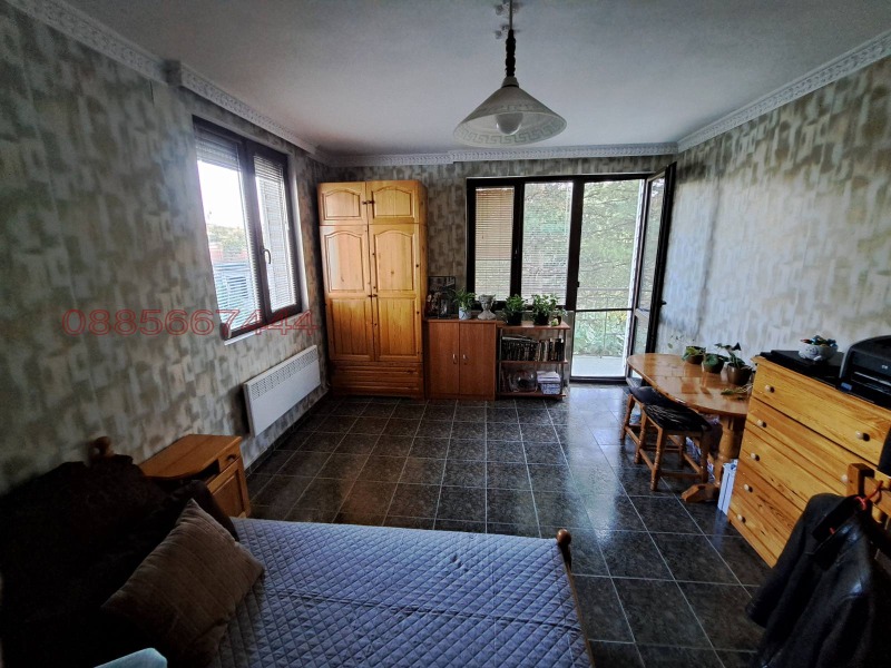 Продава КЪЩА, с. Големо Бучино, област Перник, снимка 17 - Къщи - 52785075