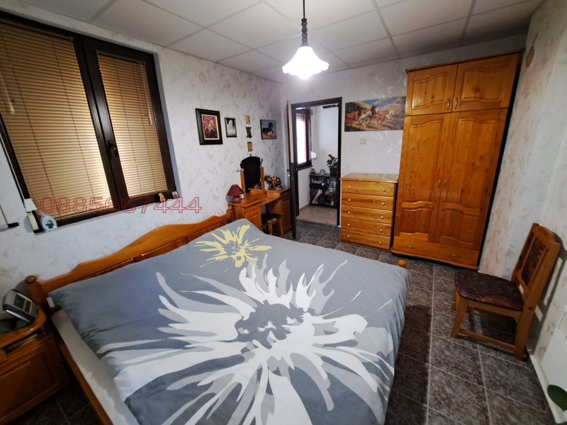 Продава КЪЩА, с. Големо Бучино, област Перник, снимка 16 - Къщи - 52785075