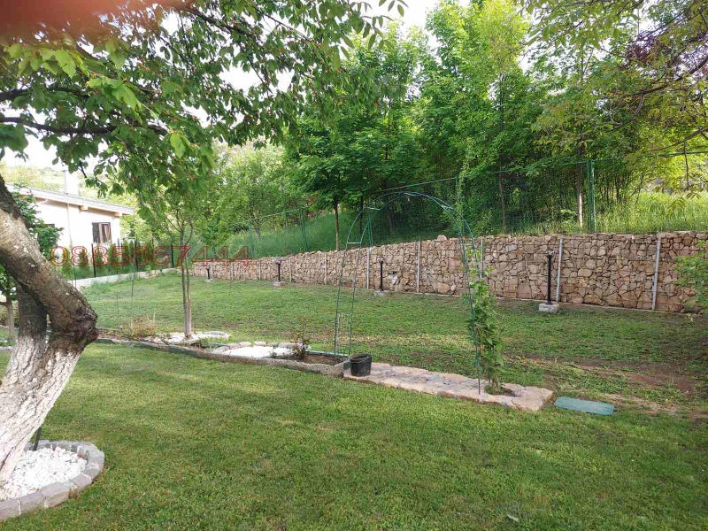 Продава КЪЩА, с. Големо Бучино, област Перник, снимка 4 - Къщи - 52785075