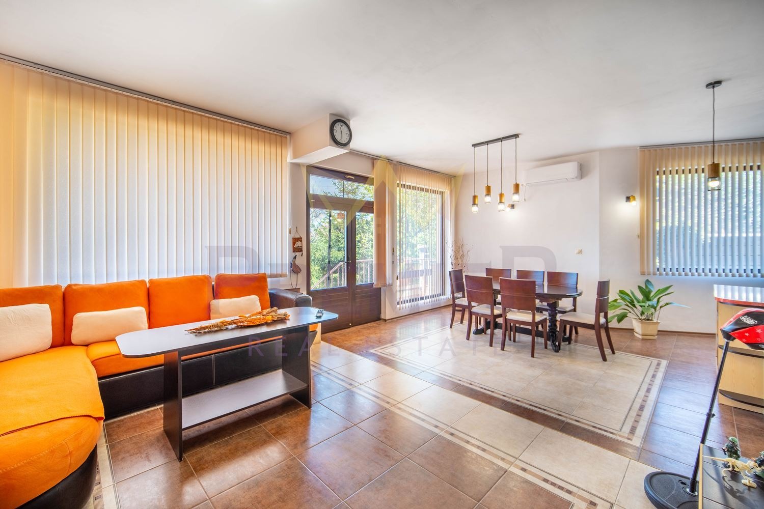 Продава КЪЩА, гр. Варна, м-т Долна Трака, снимка 6 - Къщи - 54232419