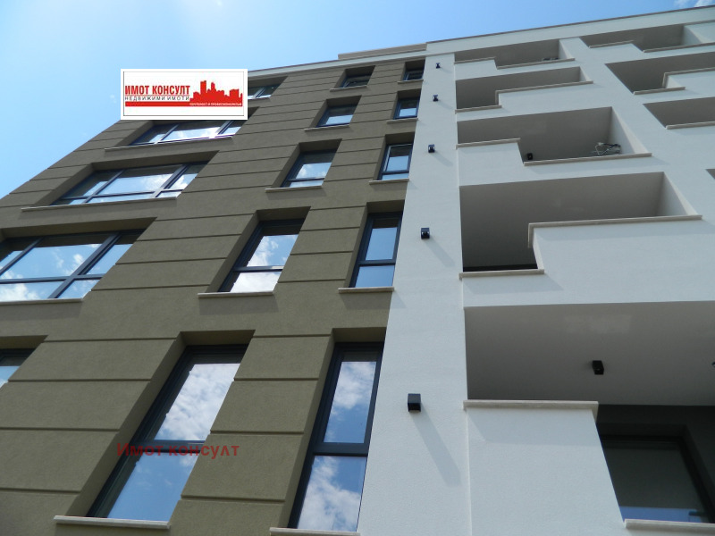 Продава 2-СТАЕН в град Пловдив, Център - 59 кв.м / 94 600 € » 185 021.52 лв., Имот консулт