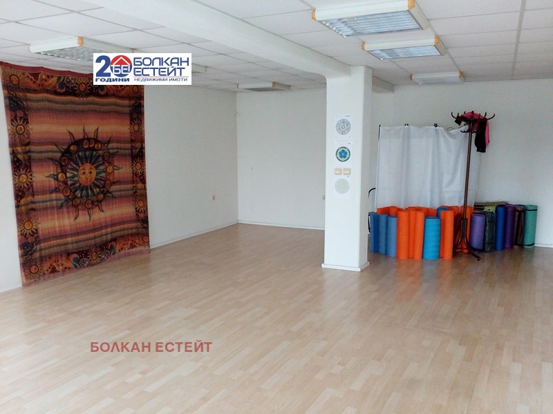 Продава ОФИС, гр. Велико Търново, Център, снимка 2 - Офиси - 55649540