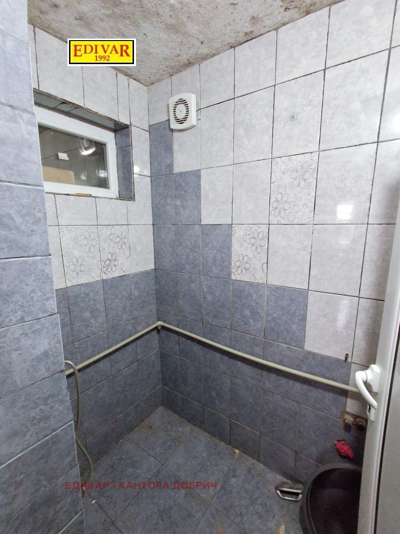 Продава КЪЩА, гр. Добрич, Център, снимка 8 - Къщи - 53517657