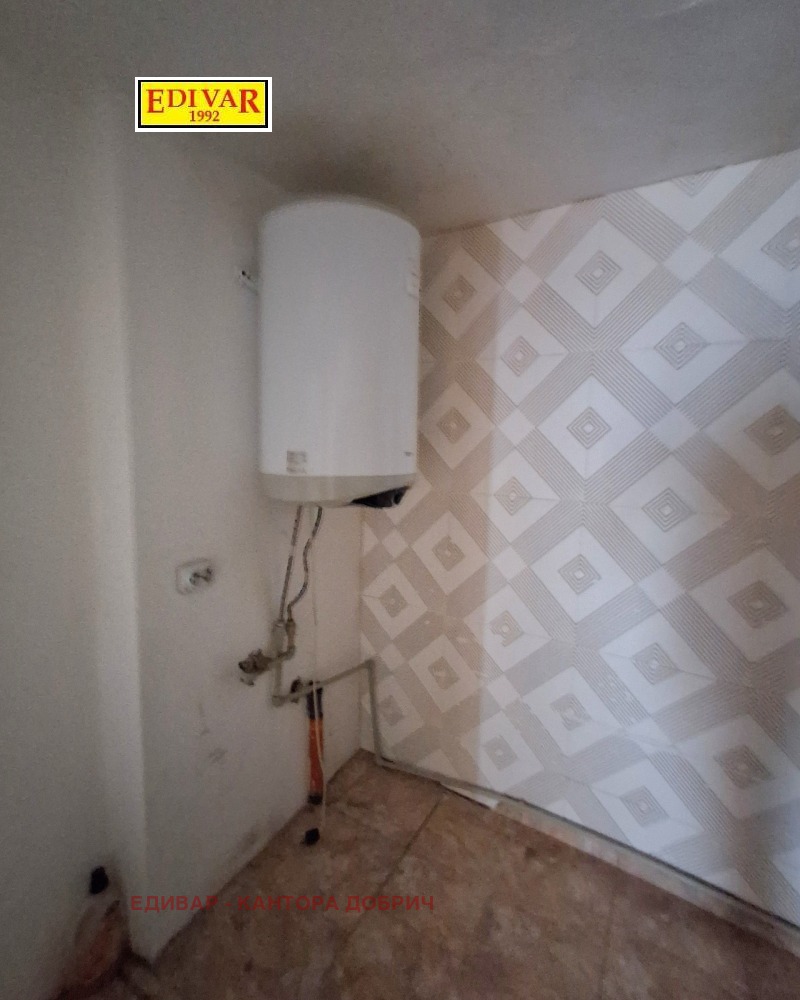 Продава КЪЩА, гр. Добрич, Център, снимка 11 - Къщи - 53517657