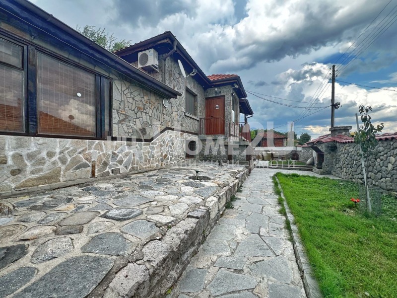 Продава  Вила област Пловдив , с. Брягово , 220 кв.м | 52756207