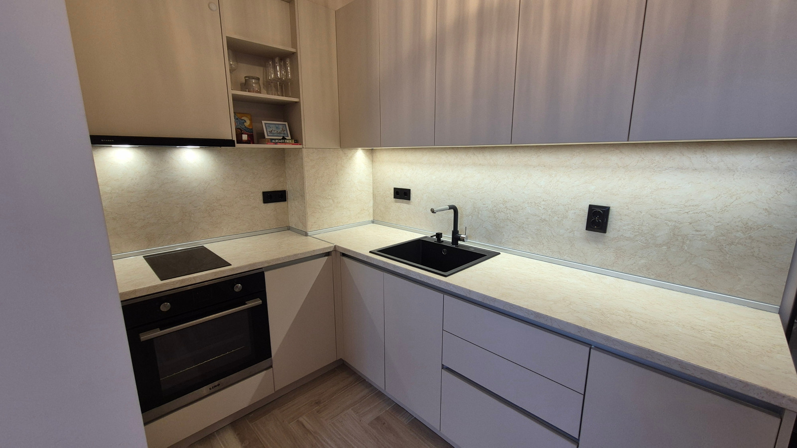 Продава 2-СТАЕН, гр. София, Витоша, снимка 2 - Апартаменти - 54946235