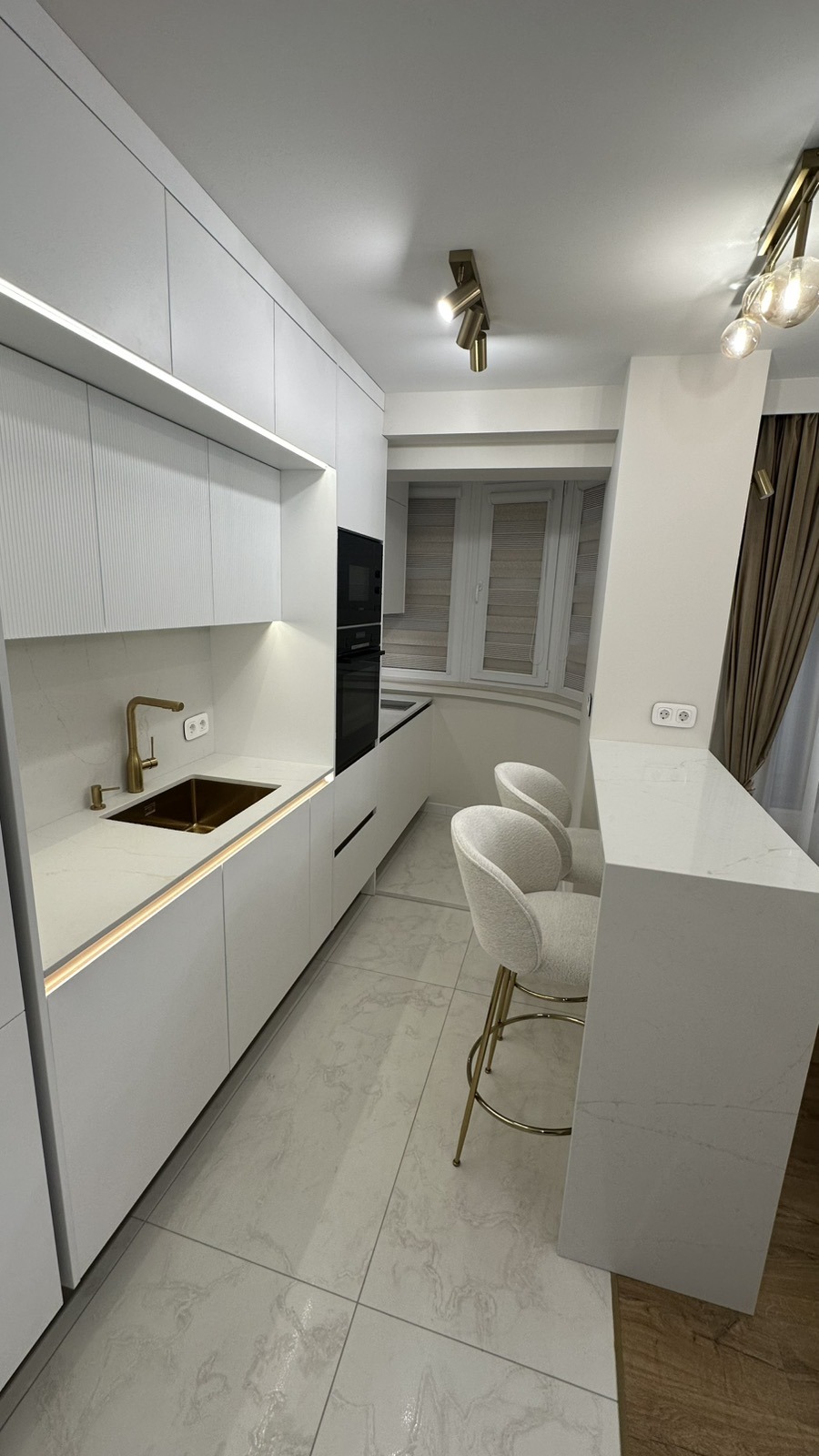 Продава 3-СТАЕН, гр. Пловдив, Център, снимка 4 - Апартаменти - 53870467