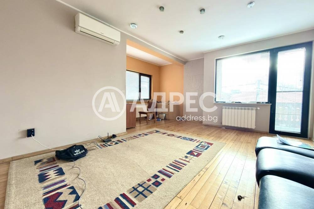 Продава КЪЩА, гр. София, Филиповци, снимка 3 - Къщи - 54131282