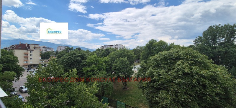 Myytävänä  1 makuuhuone Sofia , Zapaden park , 42 neliömetriä | 88884990 - kuva [9]