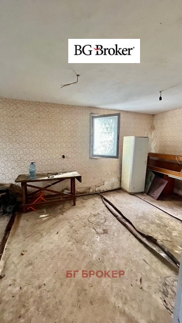 Продава КЪЩА, гр. София, с. Герман, снимка 8 - Къщи - 53354591