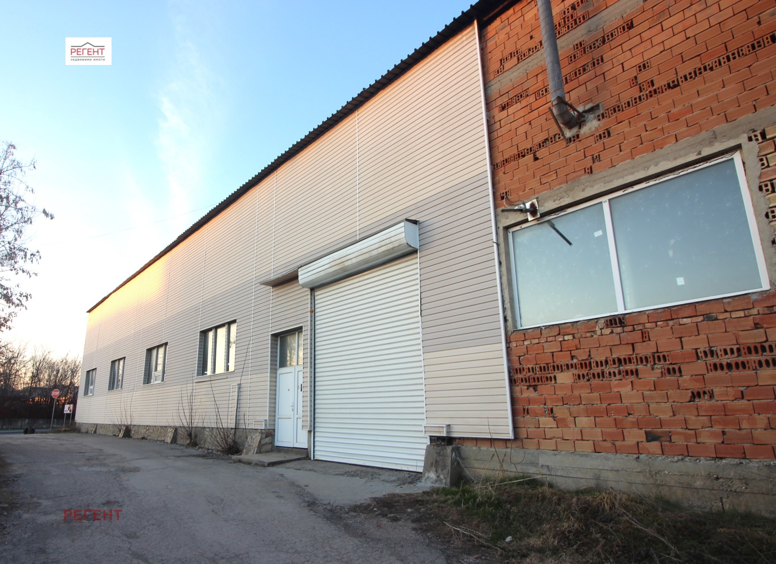 Продава ПРОМ. ПОМЕЩЕНИЕ, гр. Добрич, Промишлена зона - Север, снимка 2 - Производствени сгради - 44617818