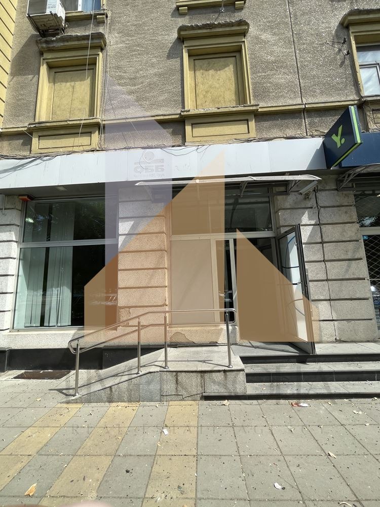 Продава  Офис, област Хасково, гр. Димитровград •  437 750 € • ID 73862745 — holmes.bg - [1] 