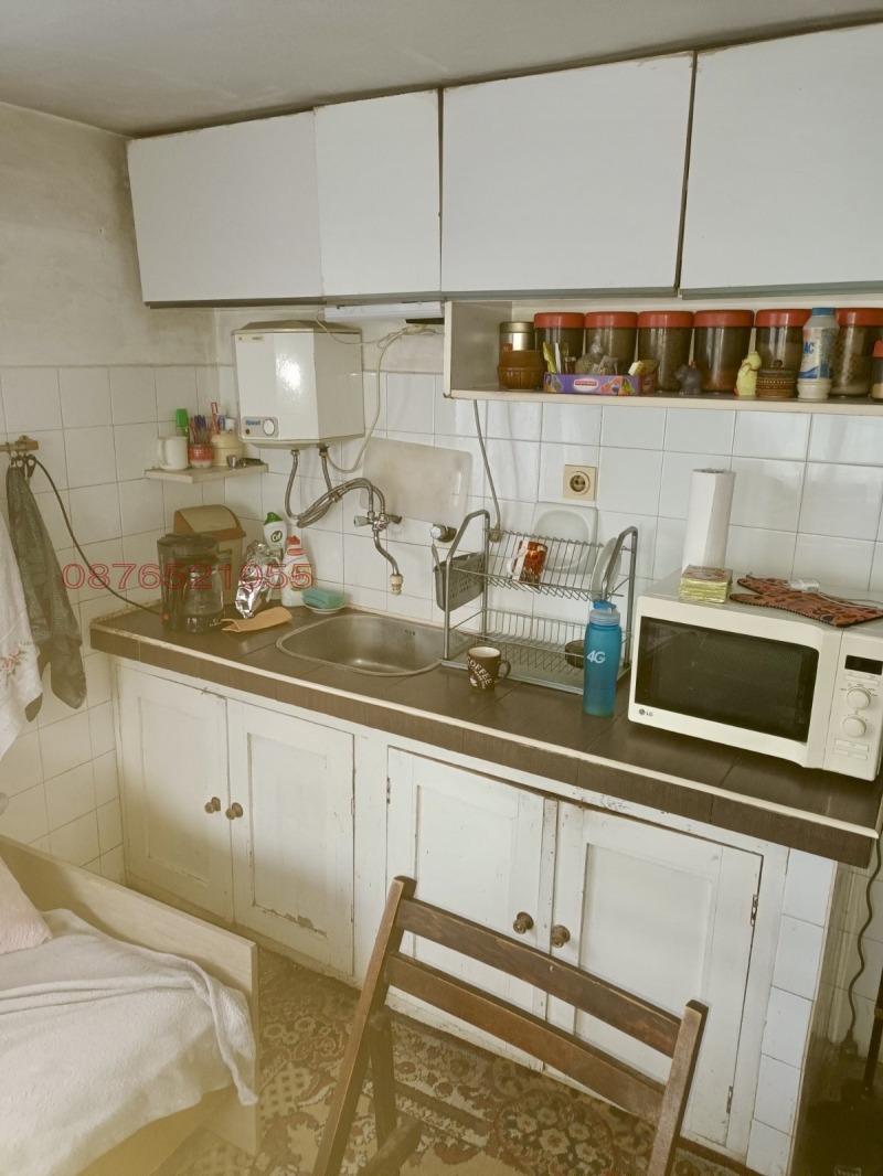 Продава КЪЩА, с. Туроковци, област Перник, снимка 10 - Къщи - 52782200