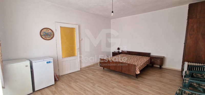 Продава КЪЩА, с. Стряма, област Пловдив, снимка 6 - Къщи - 52239618