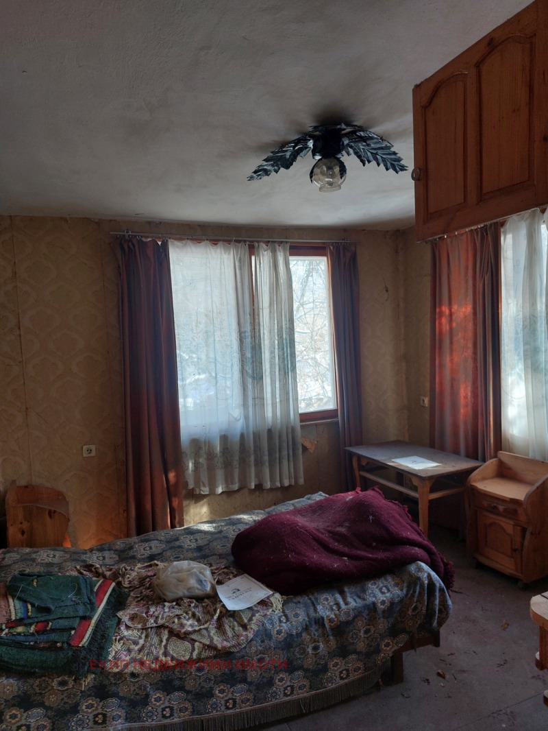 Продава КЪЩА, с. Черни Осъм, област Ловеч, снимка 3 - Къщи - 52919963