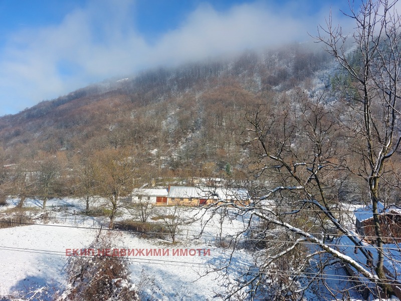 Продава КЪЩА, с. Черни Осъм, област Ловеч, снимка 7 - Къщи - 52919963