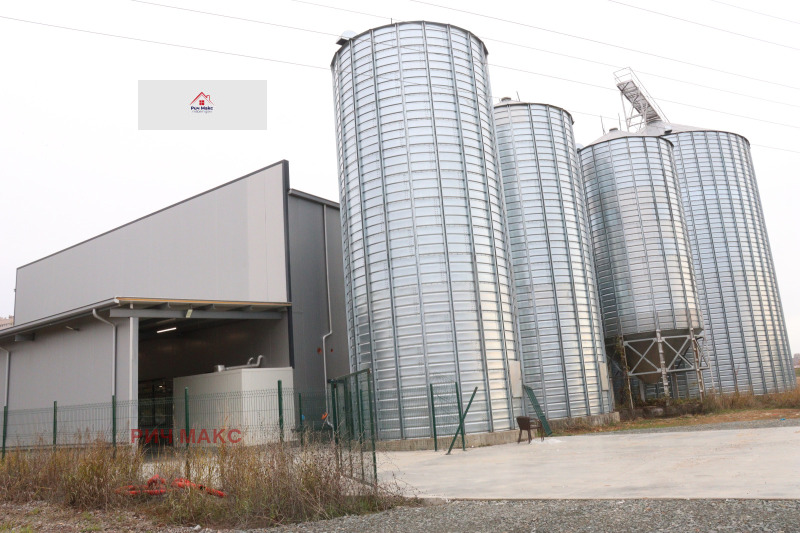 Продава ПРОМ. ПОМЕЩЕНИЕ, гр. София, Илиянци, снимка 2 - Производствени сгради - 52793203