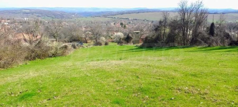 Продава ПАРЦЕЛ в област Габрово, гр. Севлиево - 2700 кв.м / 40 000 € » 78 233.20 лв., СУПРИММО ОФИСИ В СТРАНАТА