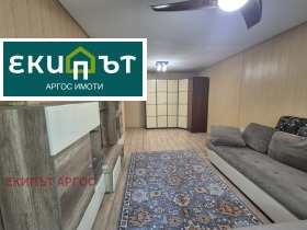 3-стаен град Варна, Аспарухово 4