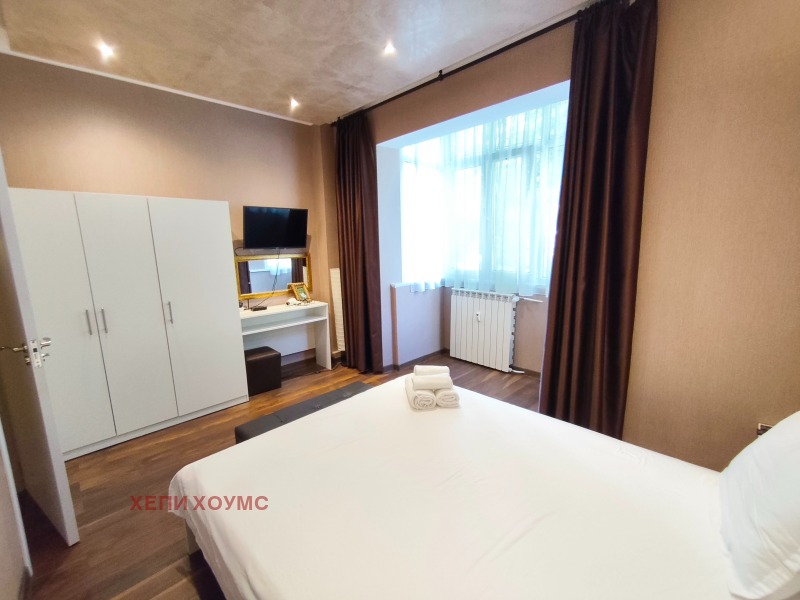 Продава  2-стаен град София , Център , 52 кв.м | 67987994 - изображение [2]